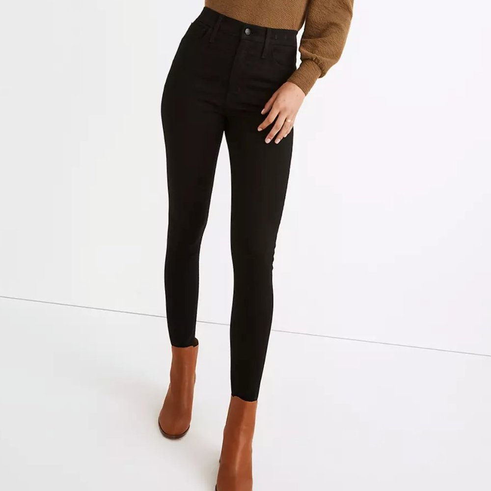 11" High-Rise Roadtripper Supersoft Skinny Jeans